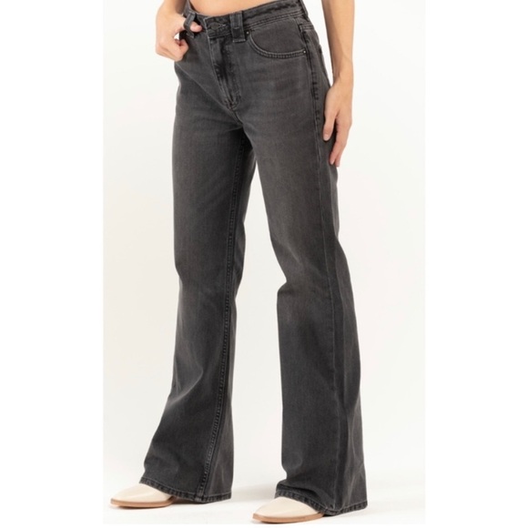 Free People We the Free Jeans NWT Size 31 Ava High Rise Boot Cut Black - Picture 1 of 12